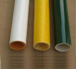 Proceso envuelto rollo blanco del tubo de la barra FRP del polo del tubo de la fibra de vidrio del color